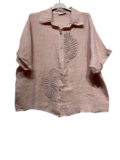 RELAXED AND MODERN LOOSE SHIRT IN LINEN WITH EMBROIDERY